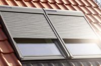 Instalación y sustitución persianas exteriores VELUX que proporcionan el mejor aislamiento térmico en invierno y en verano.